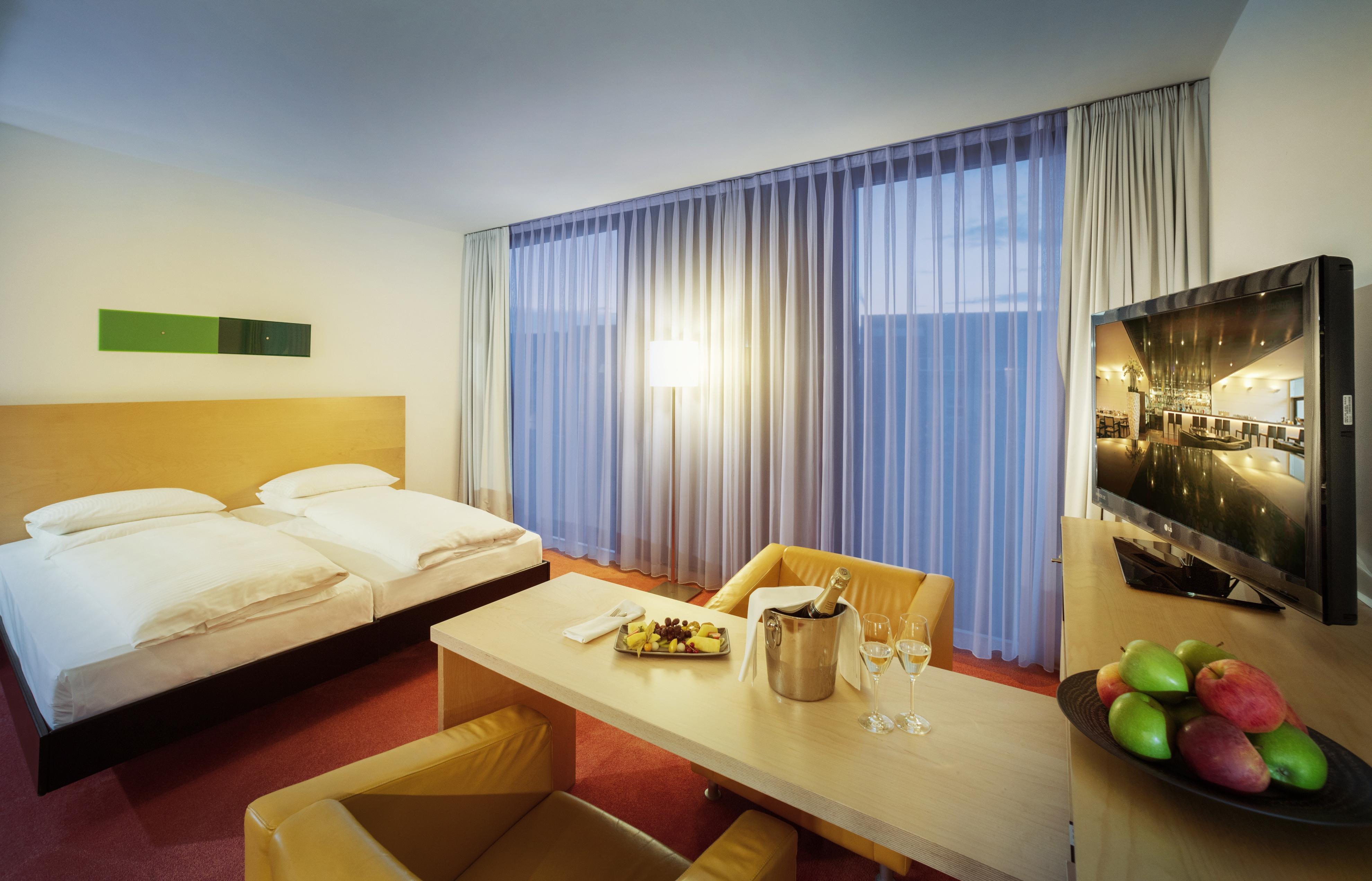 Innside By Melia Duesseldorf Seestern מראה חיצוני תמונה