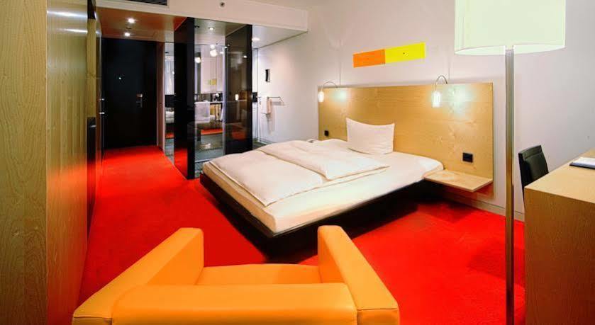 Innside By Melia Duesseldorf Seestern מראה חיצוני תמונה